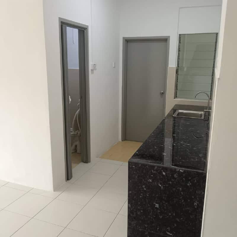 Shop Apartment Tampoi 3