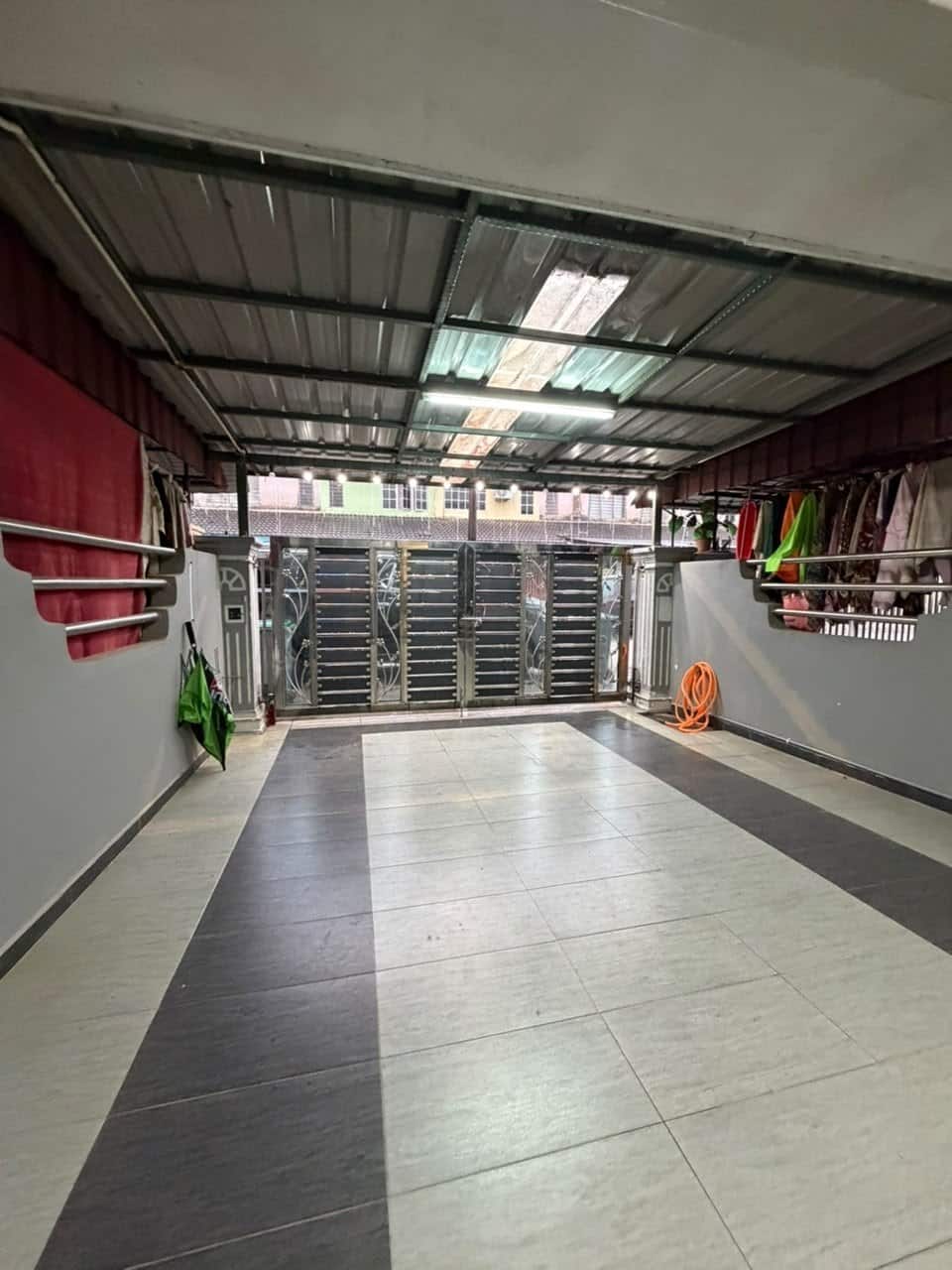 Double Storey House Kota Masai 2