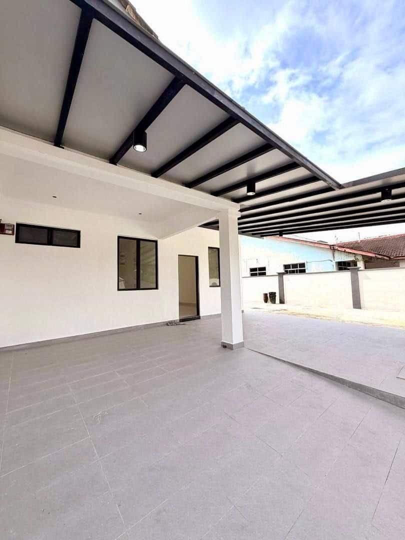 Single Storey Semi-D Taman Megah Ria Masai 6