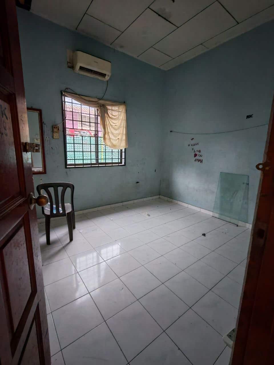 1-Storey Terrace Tampoi 6