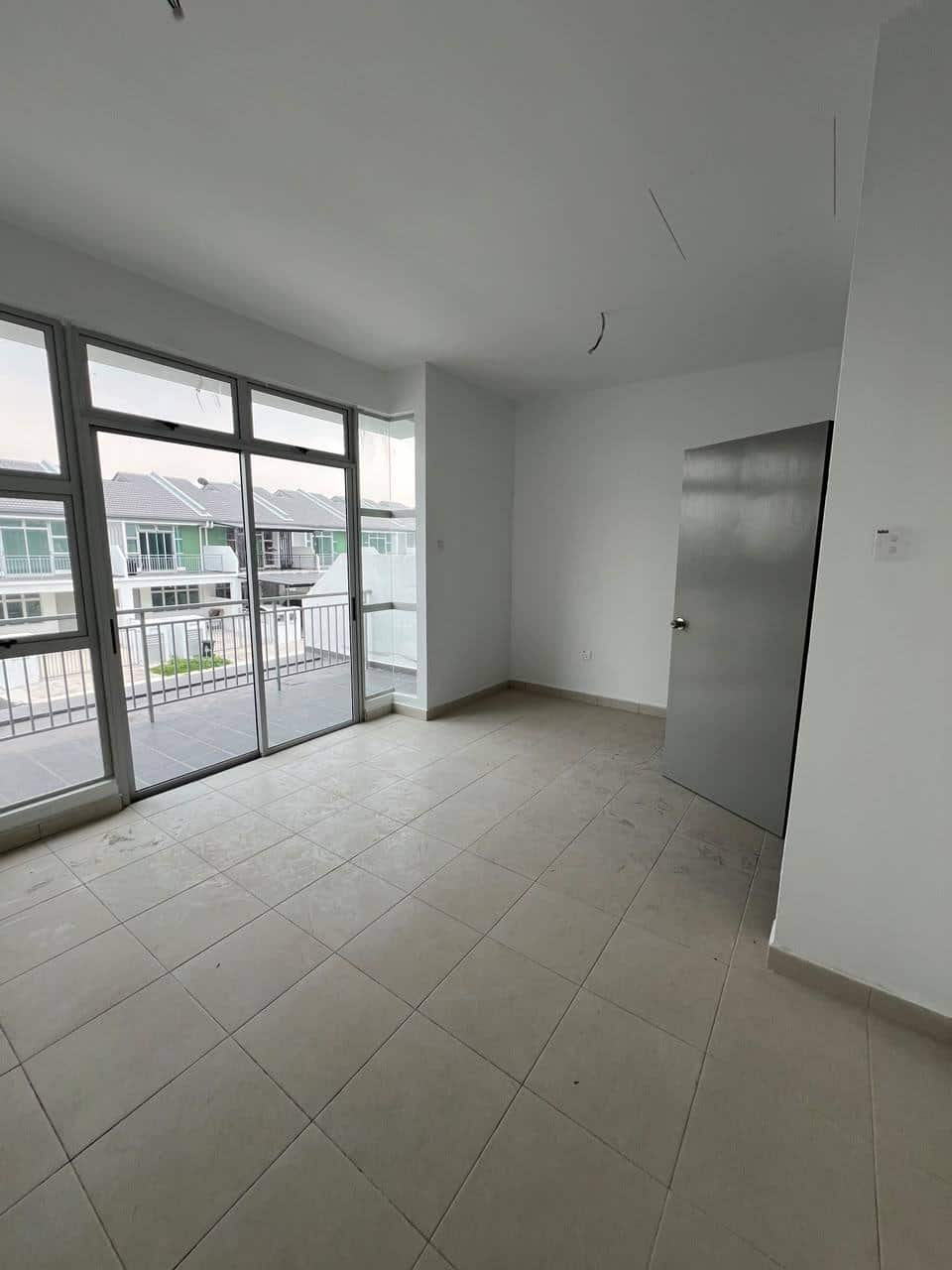 2-Storey Terrace House Taman Pulai Duta 4