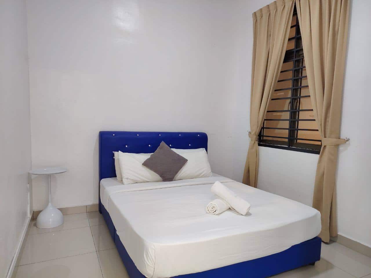 Service Apartment Taman Mount Austin 7