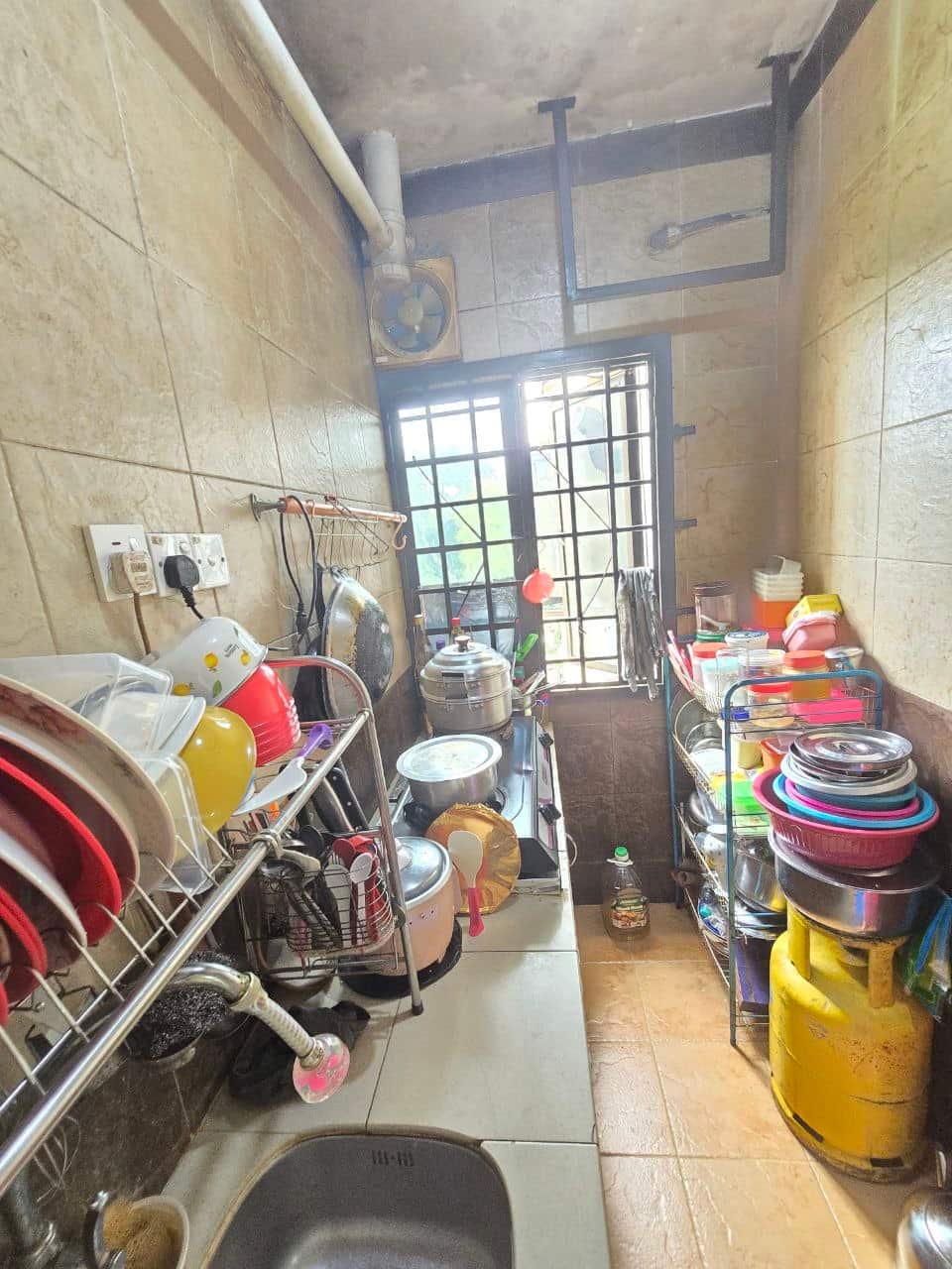 Medium Low Cost Flat Permas Jaya 8