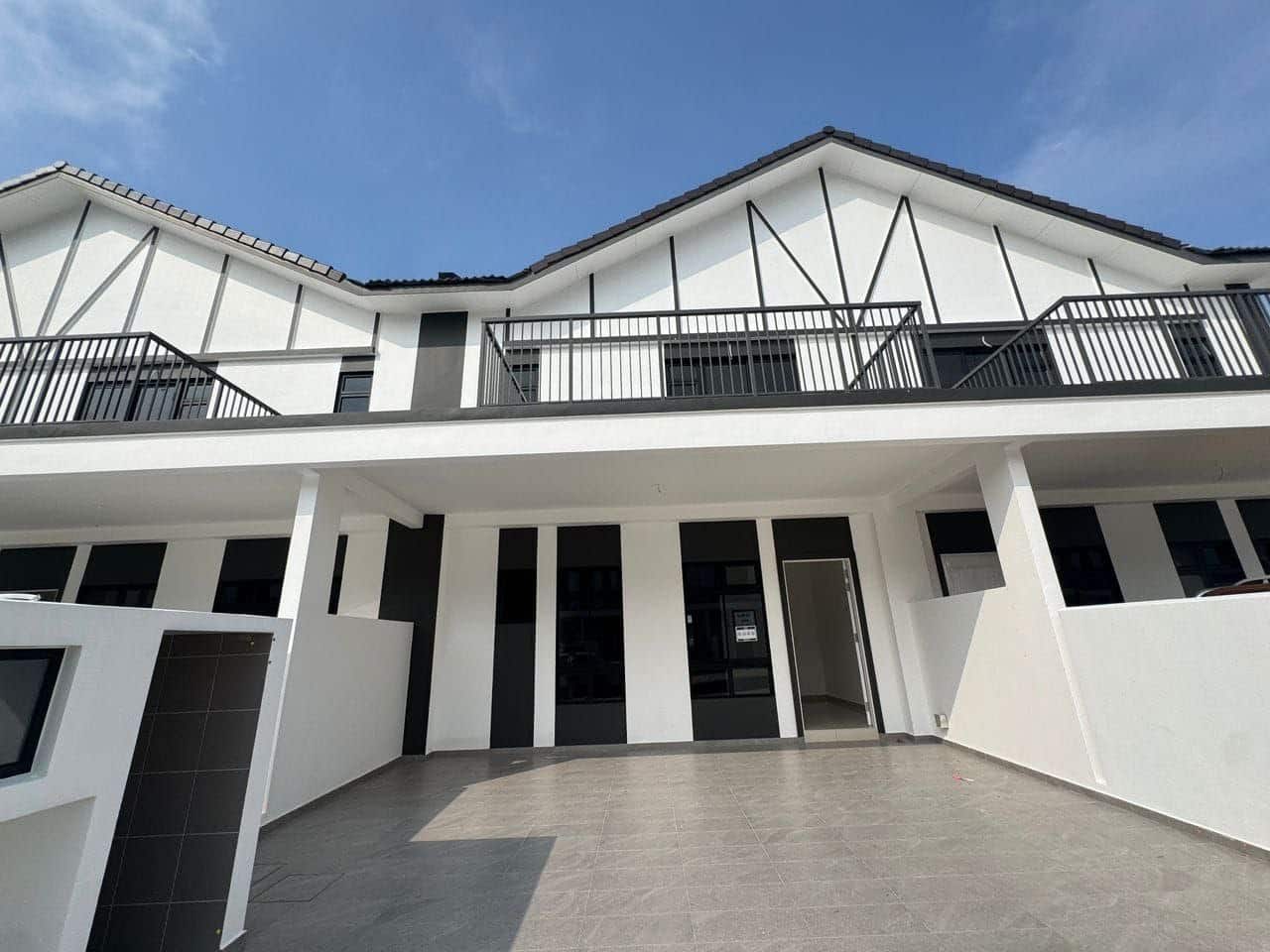 2-Storey Garden Terrace House Eco Spring - Peony - Theia 2