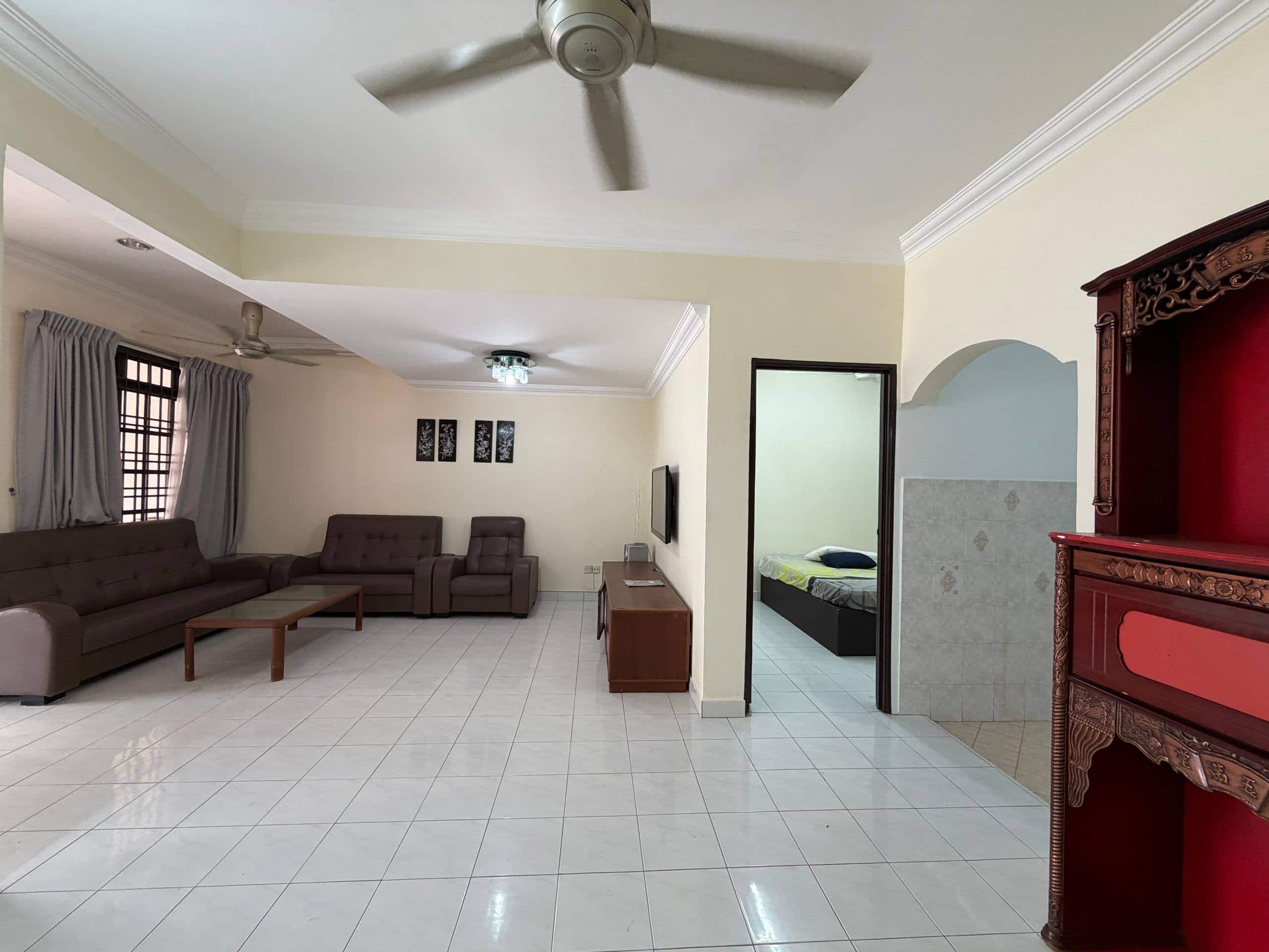 1.5-Storey Terrace House Jalan Gunung 2