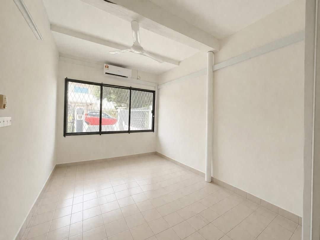 Double Storey Medium Cost Unit Taman Laman Setia 2