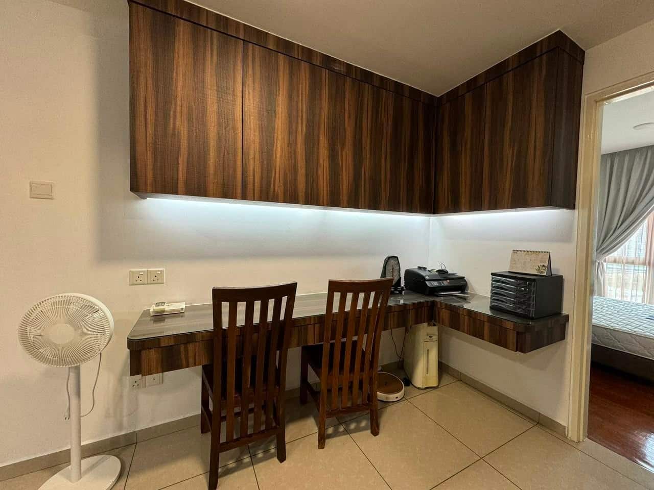 Condo Molek Pine 3 7