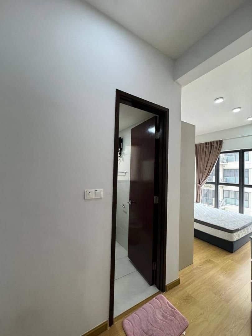 Condominium Danga Bay 4