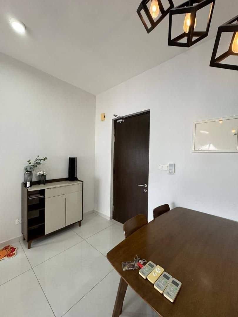 Condominium Danga Bay 8