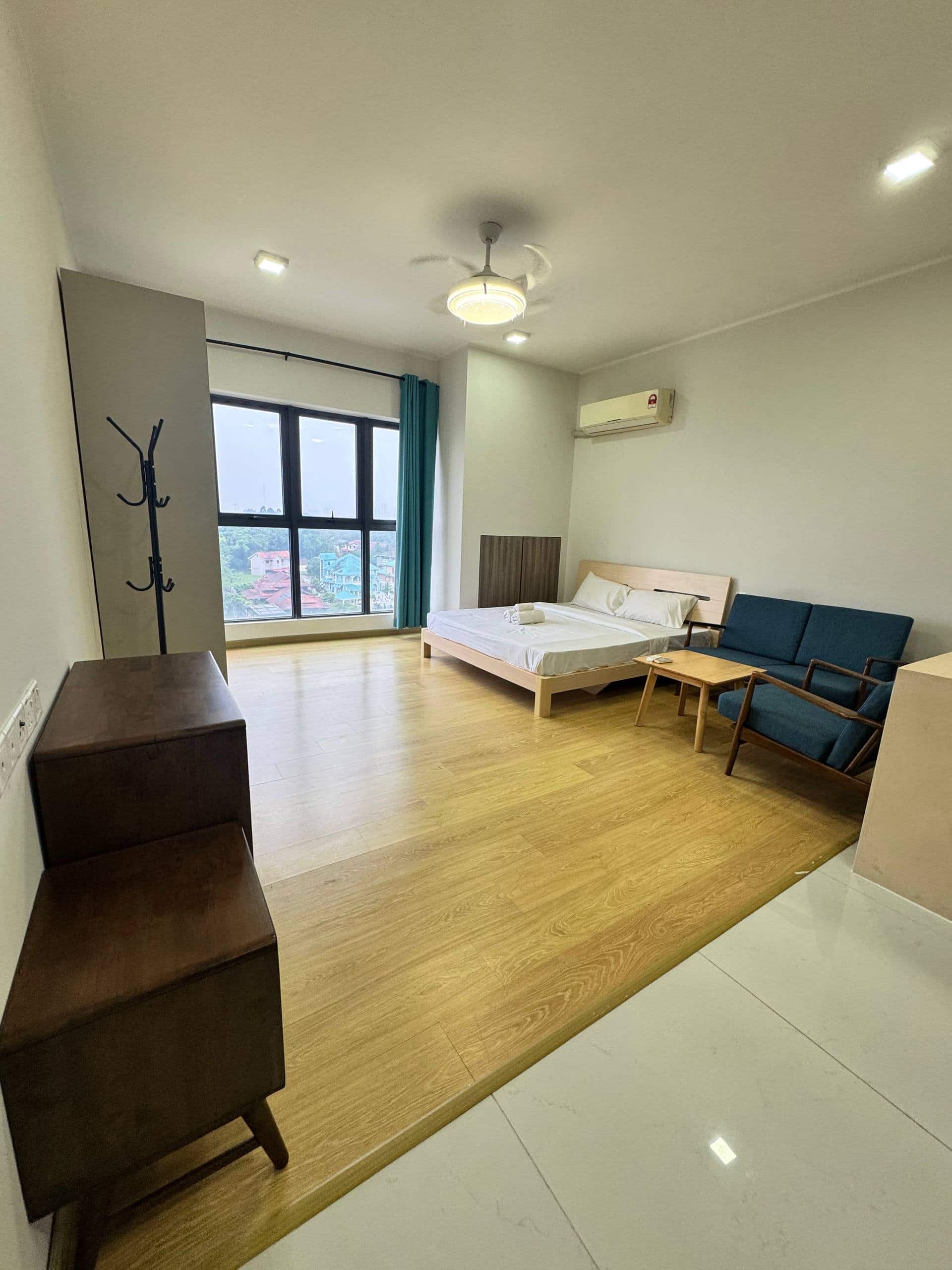 Studio Amberside @ Country Garden Danga Bay 1
