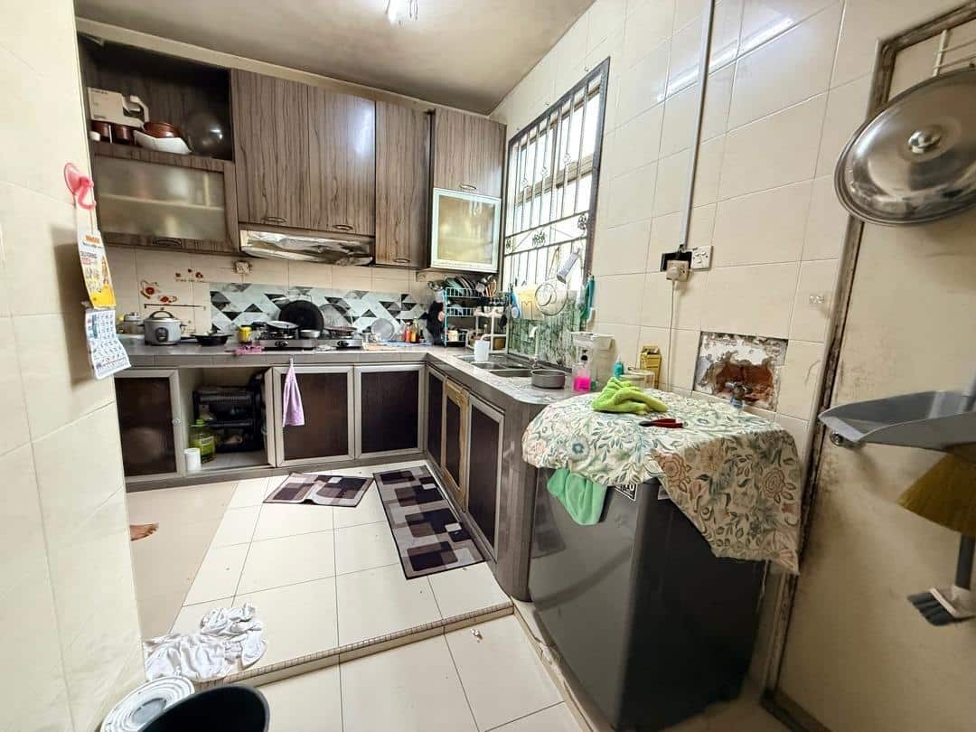 Double Storey Terrace House Taman Ehsan Jaya 4