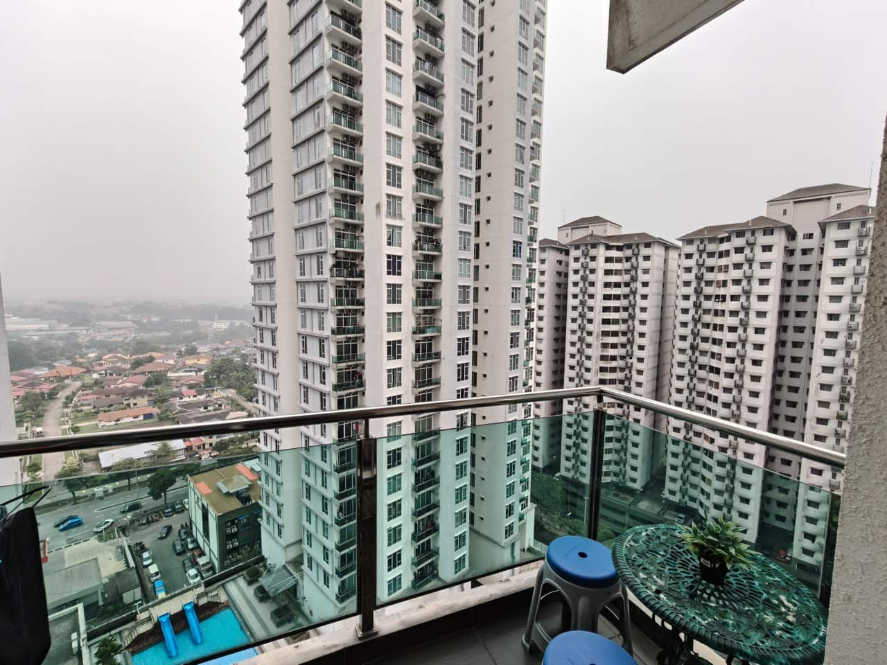 Condo Larkin 7