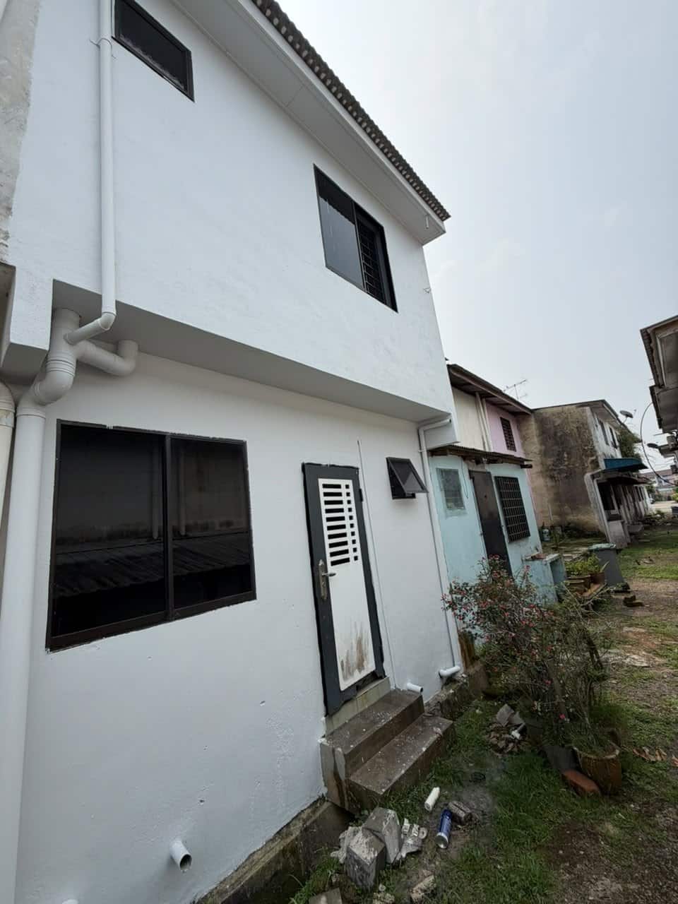 Double Storey Low Cost House Taman Cantik Kelapa Sawit 7