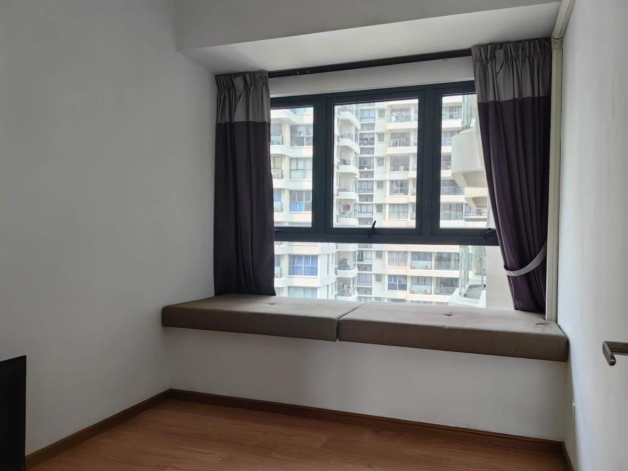 Condominium Country Garden Danga Bay 6