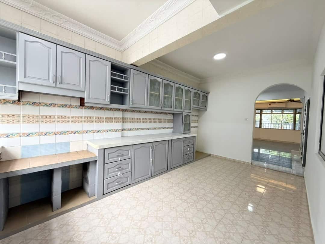 Double Storey Terrace House Kota Masai 6