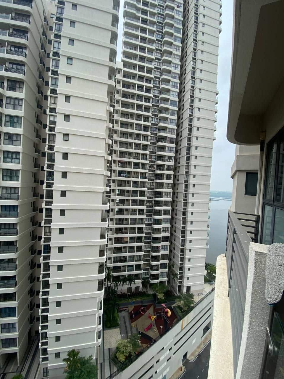 Condominium Lovell @ Country Garden Danga Bay 2