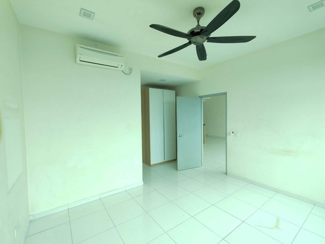 Condominium Bukit Indah 6