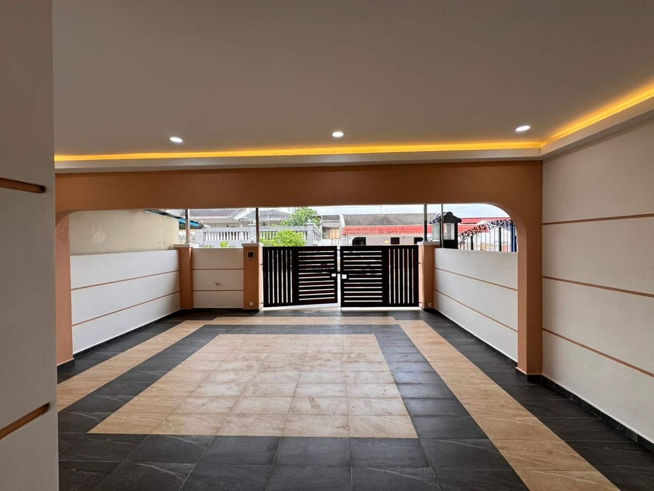 Single-Storey Terrace House Taman Perling 4