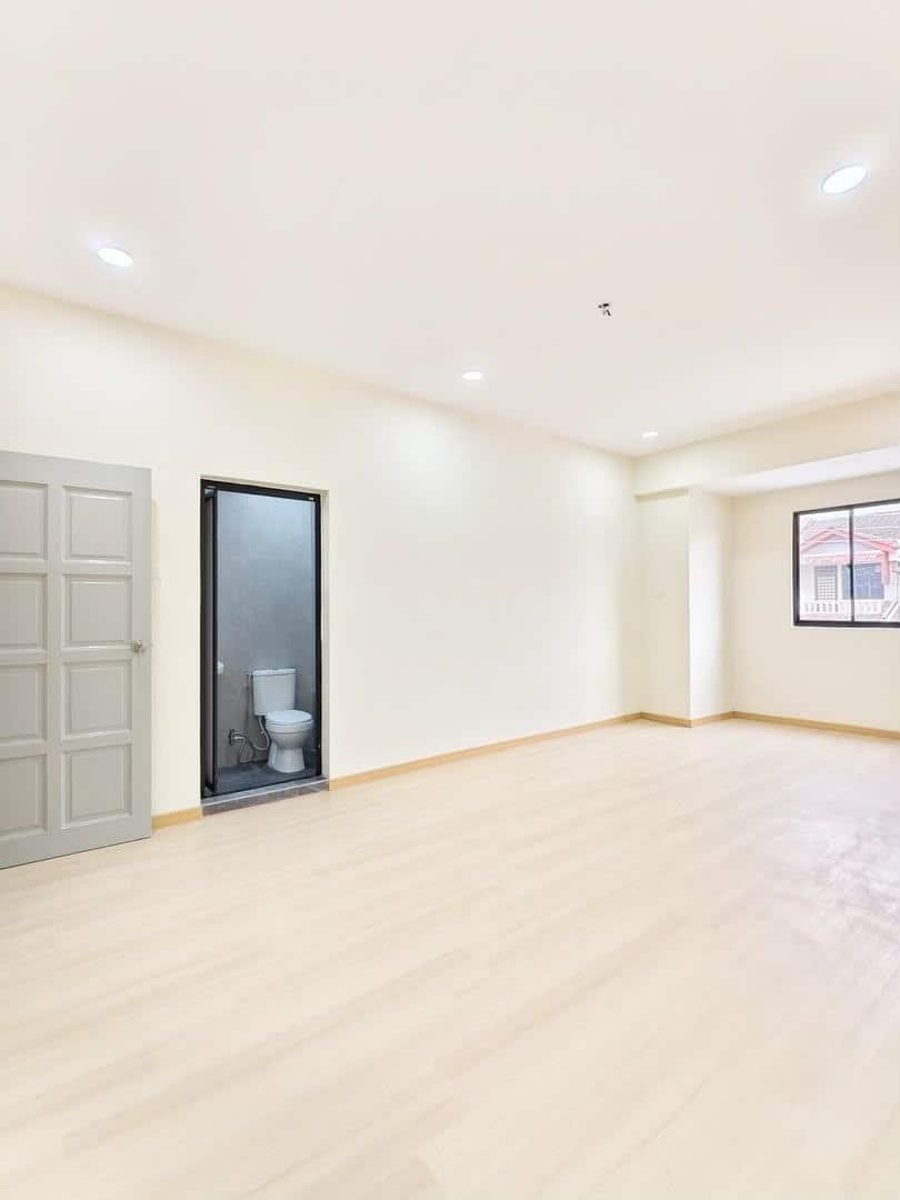 2-Storey Terrace Taman Daya 6