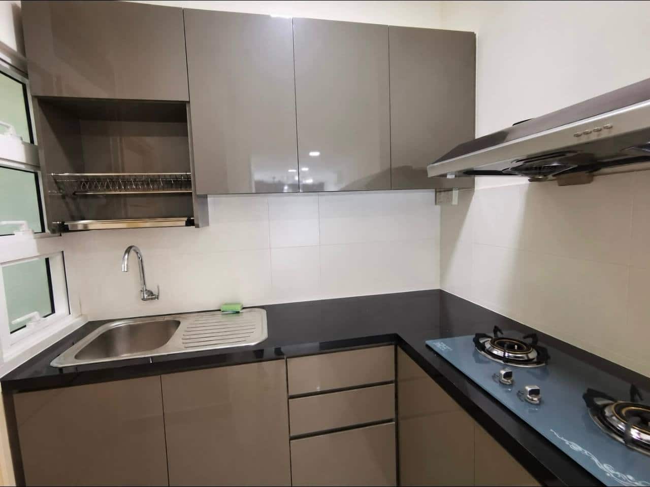 Condominium Medini 4