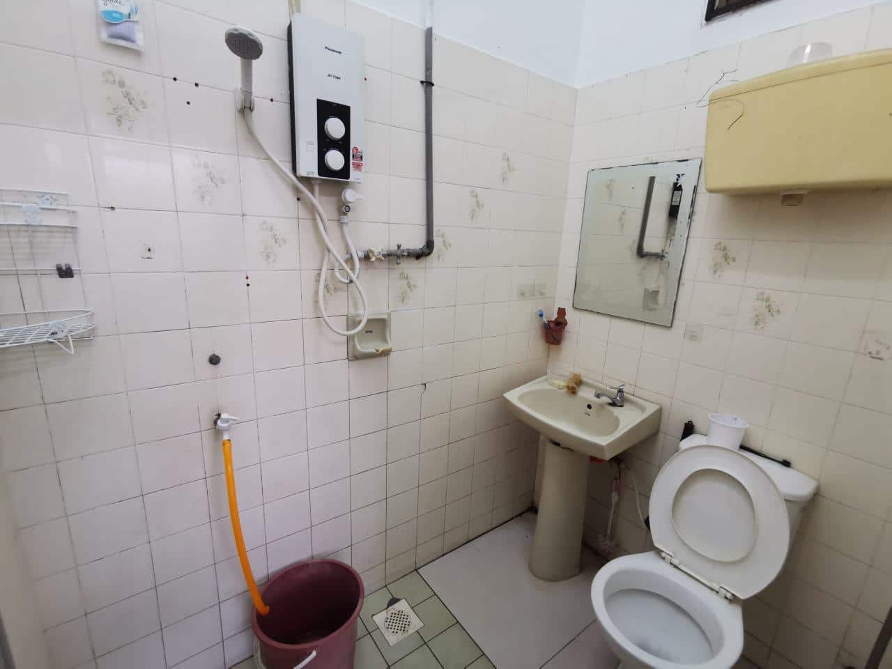 Single Storey Terrace House Taman Daya 9