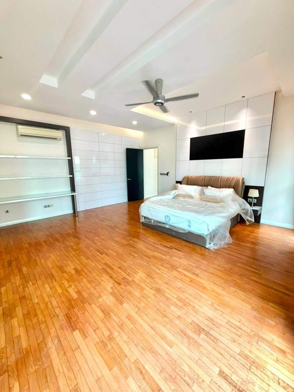 2-Storey Semi-D East Ledang 4