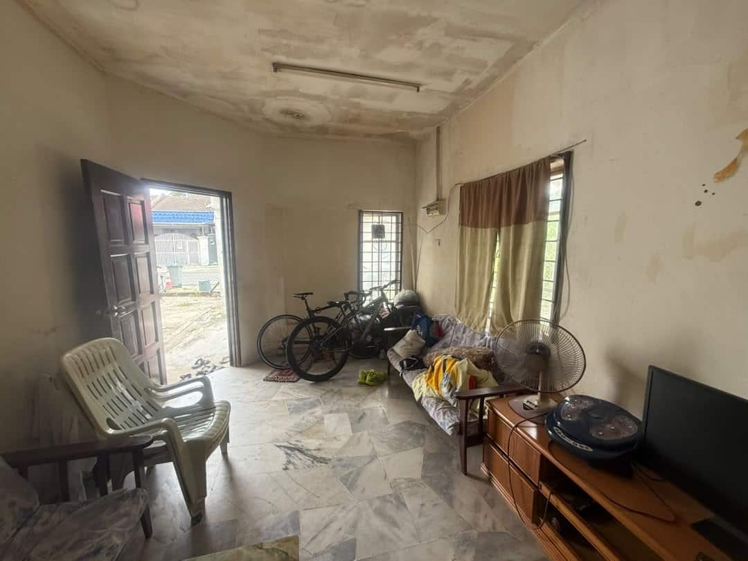 Double Storey Terrace House Skudai 6