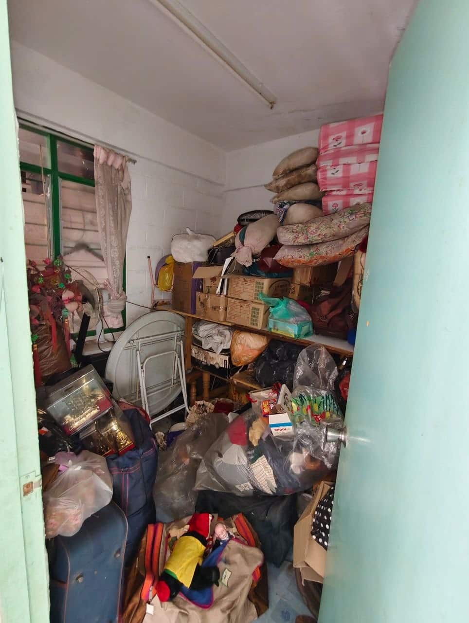 Low Cost Flat Temenggung 6