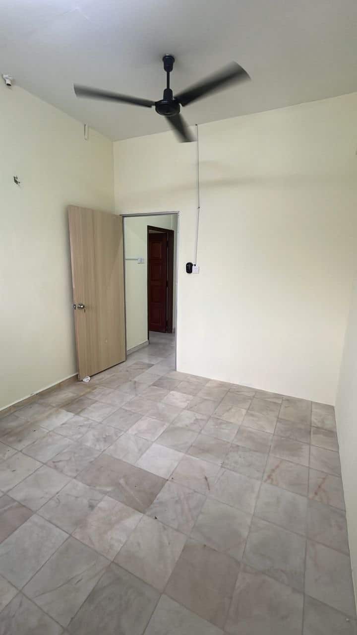 Medium Apartment Impian Stulang 5