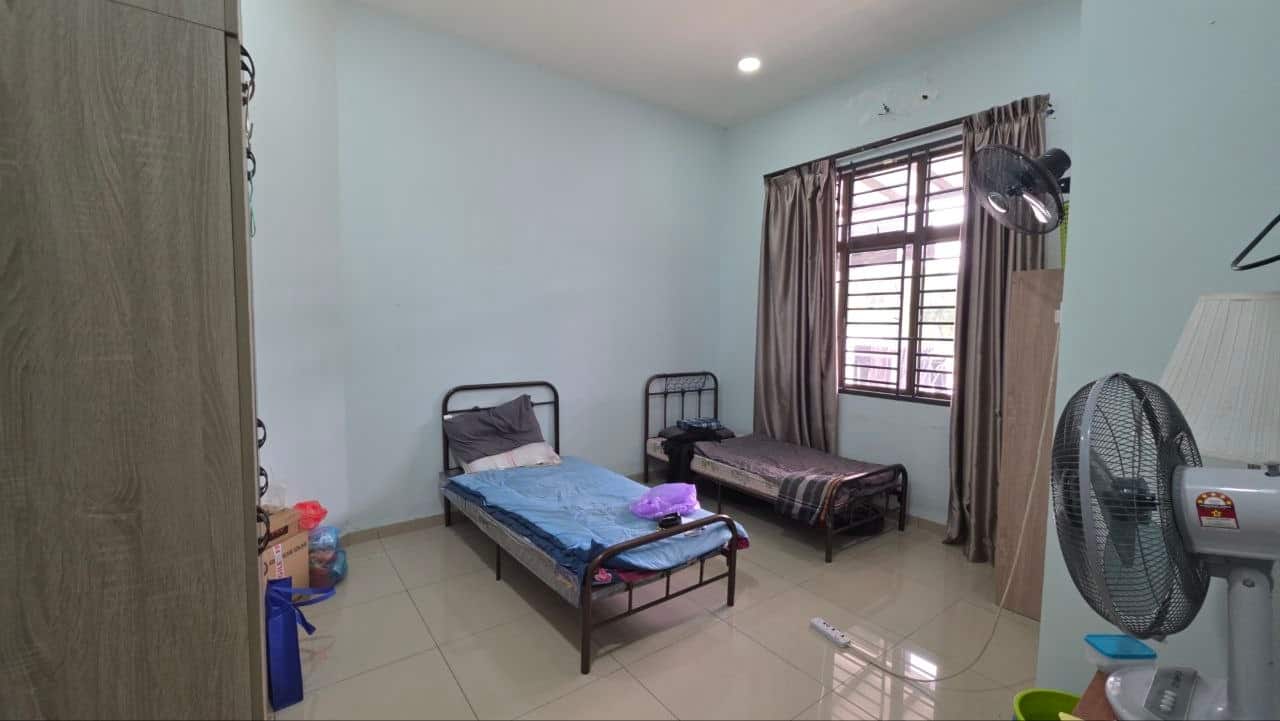 Single Storey Semi-D Jalan Bahagia Kampung Batu Dua Puluh Lapan, Pekan Nanas 7