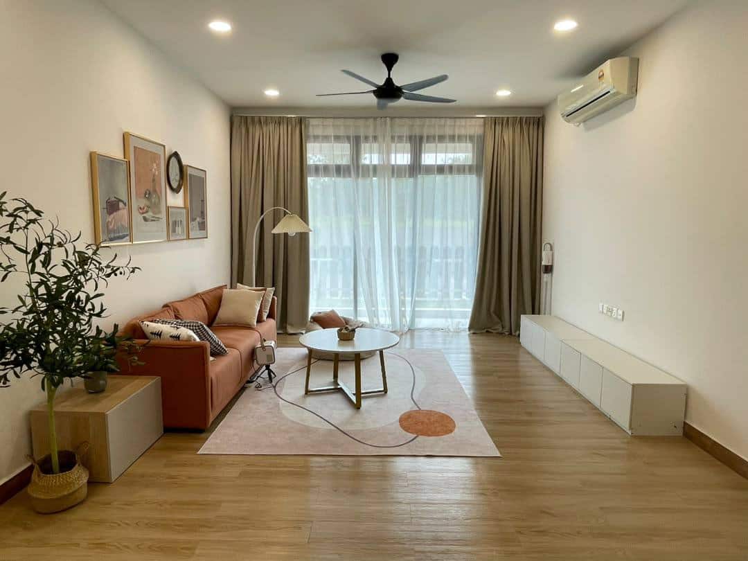 Condo D’Secret Garden Kempas Indah 1