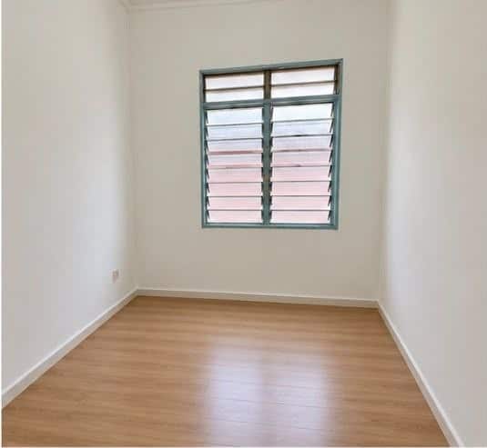 Flat Taman Perling 5