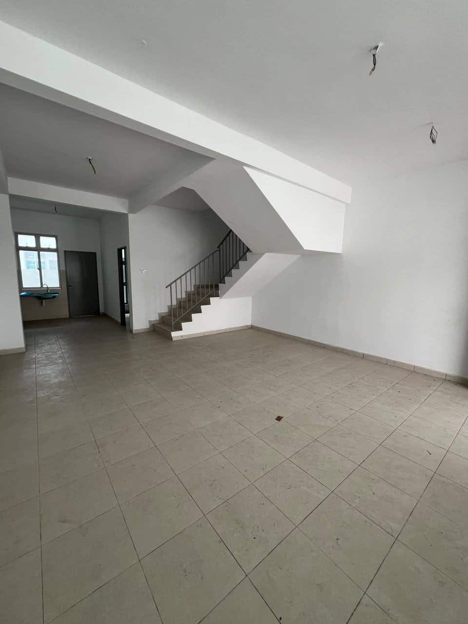 2-Storey Terrace Taman Pulai Duta The Pines 3