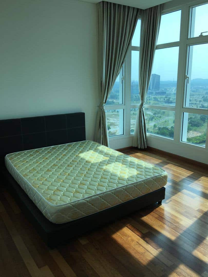 Condominium One Medini 5