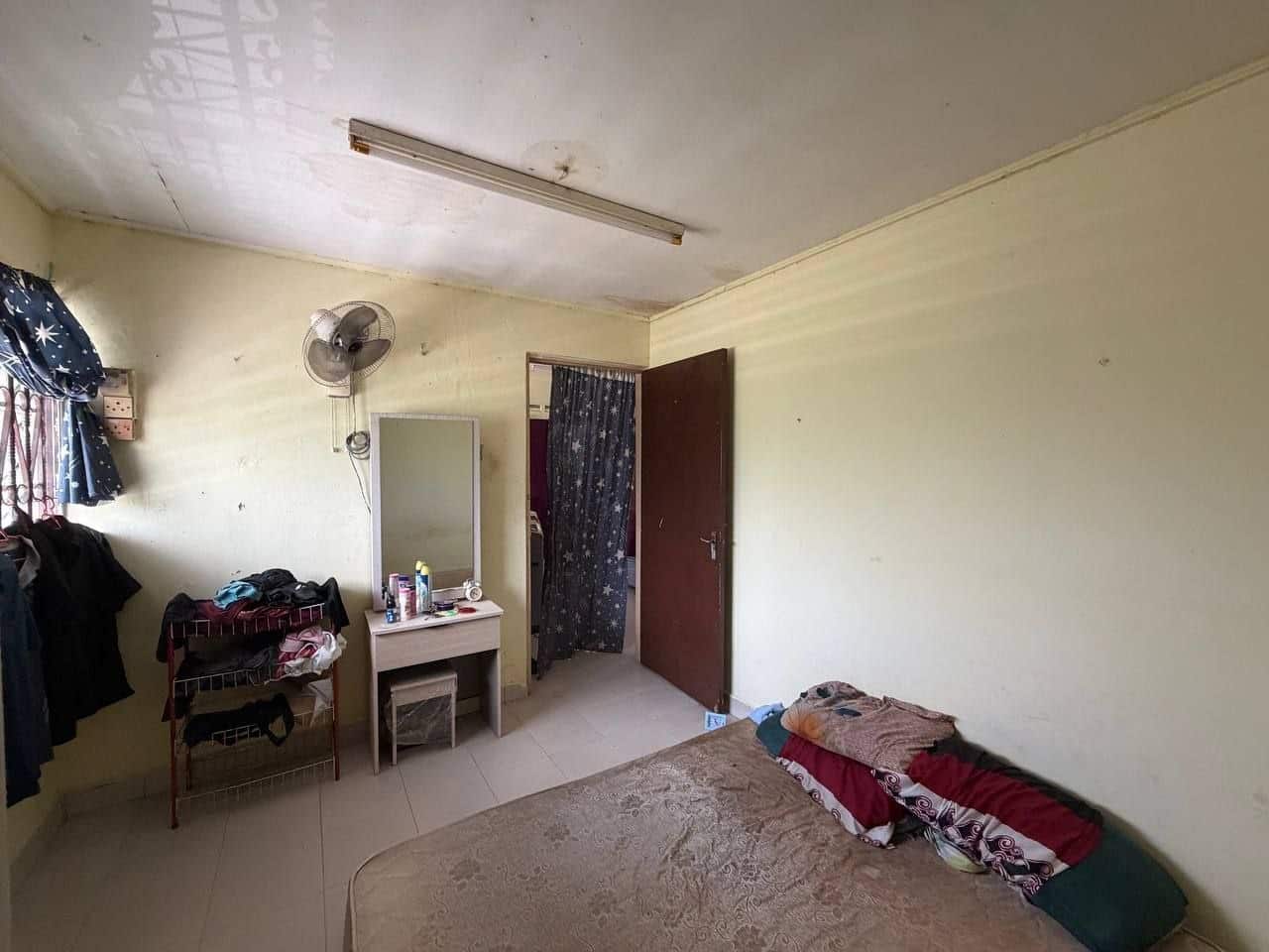 Flat Selesa Jaya 5