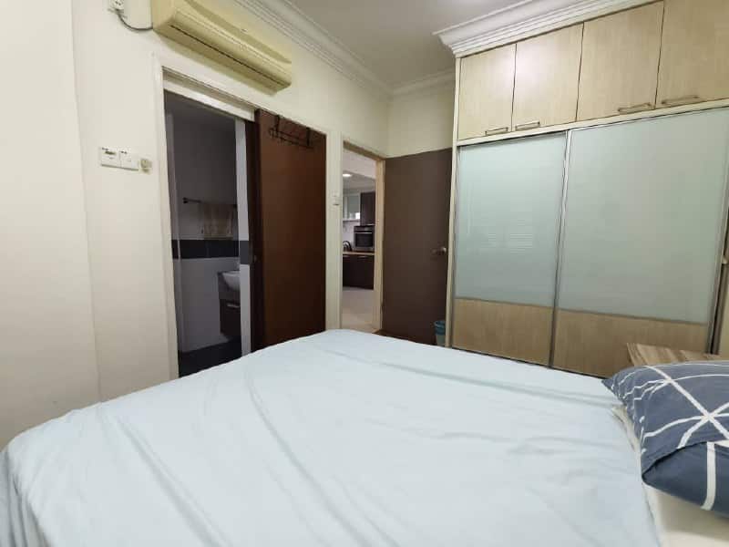 Condominium Molek Pine Tower 2 10