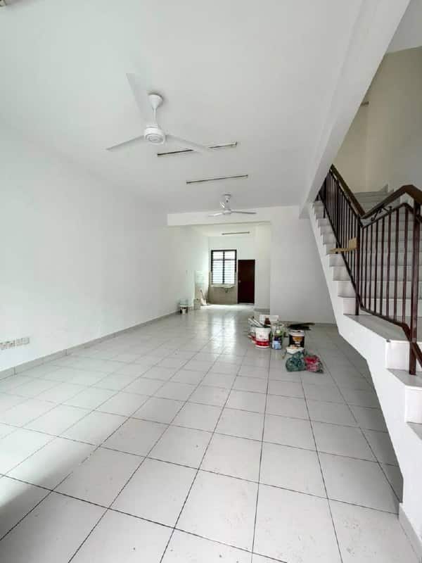 2-Storey Terrace House Jalan Scientex Jaya Senai 2