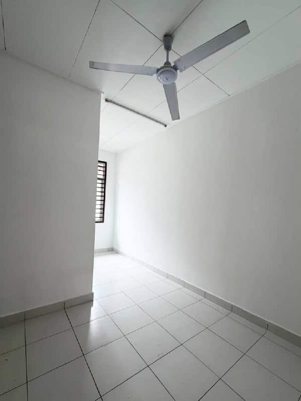 2-Storey Terrace House Jalan Scientex Jaya Senai 6