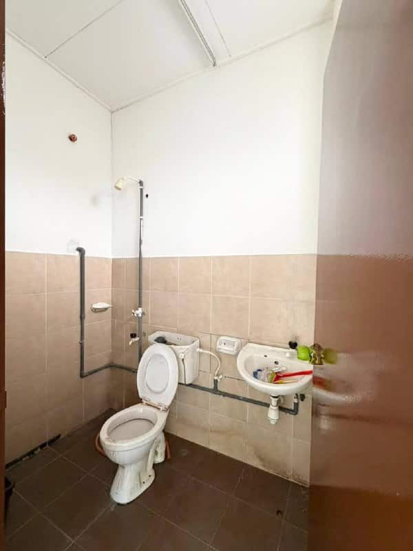 2-Storey Terrace House Jalan Scientex Jaya Senai 9