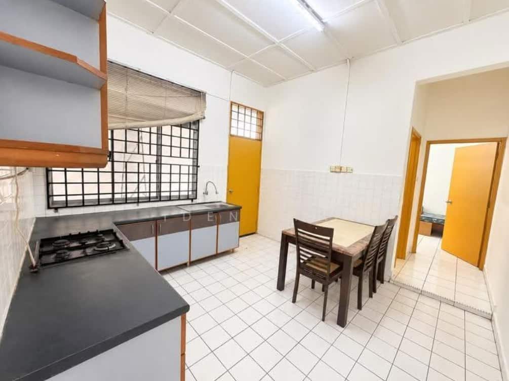 Single Storey Terrace Taman Munsyi Ibrahim 2