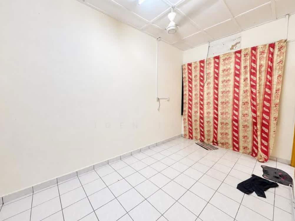Single Storey Terrace Taman Munsyi Ibrahim 5