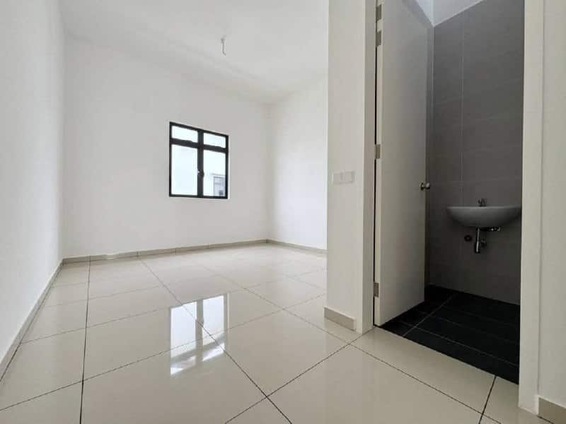 Double Storey Superlink Terrace Taman Ekoflora 9
