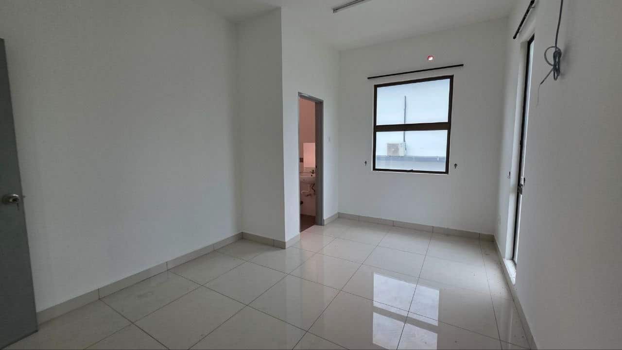 Double Storey Corner Lot Bandar Dato Onn 8