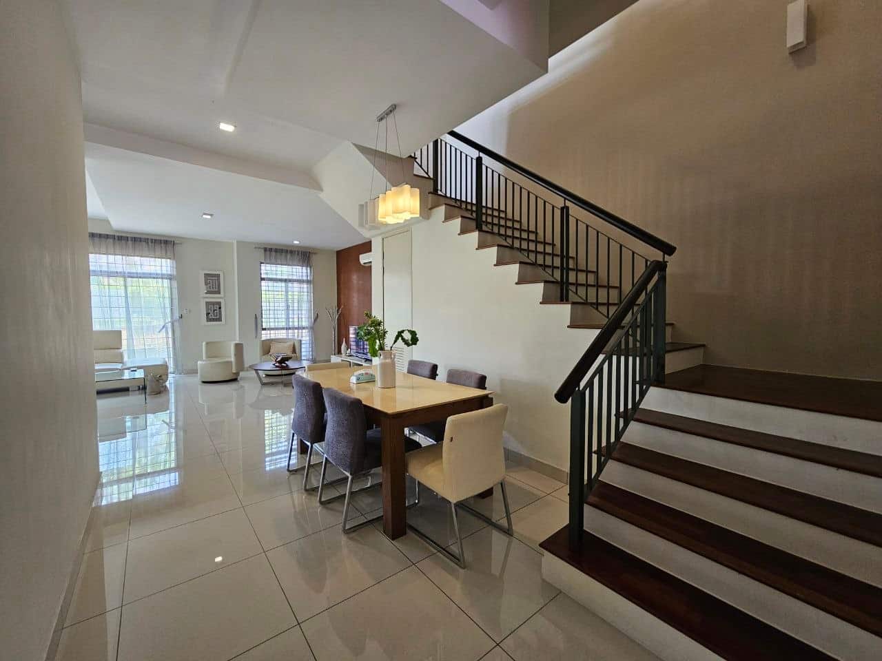 2-Storey Semi-D Horizon Hills 4