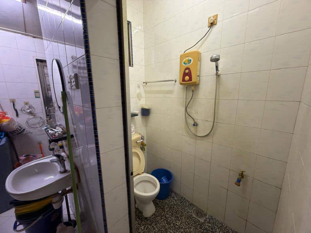 1.5-Storey Terrace House Taman Bukit Jaya 10