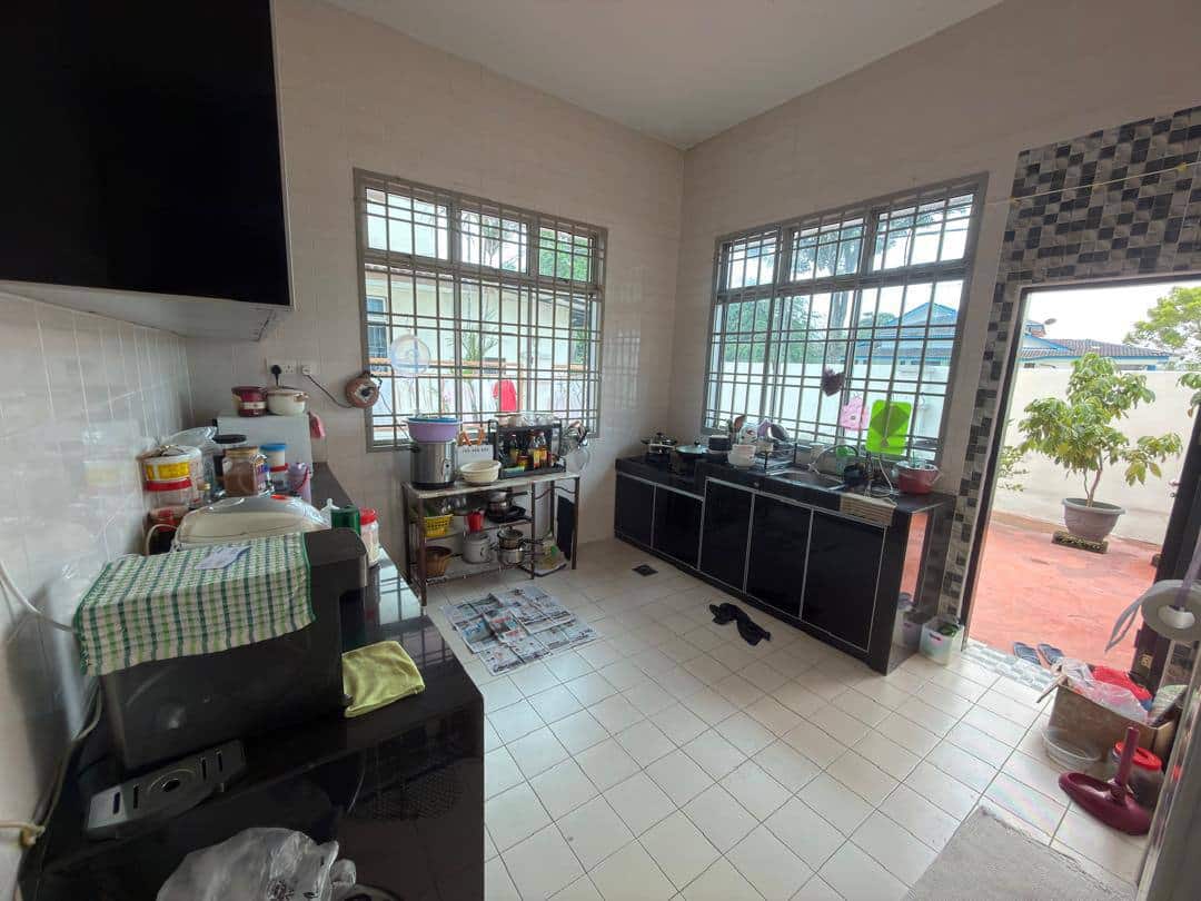 3-Storey Semi-Detached House Taman Bukit Jaya 9