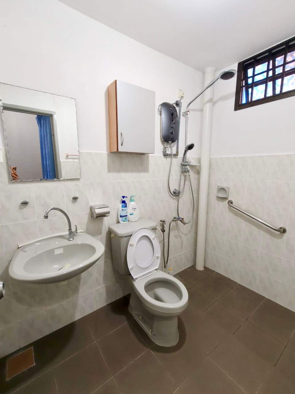 Single Storey Terrace House Taman Pelangi Indah 8