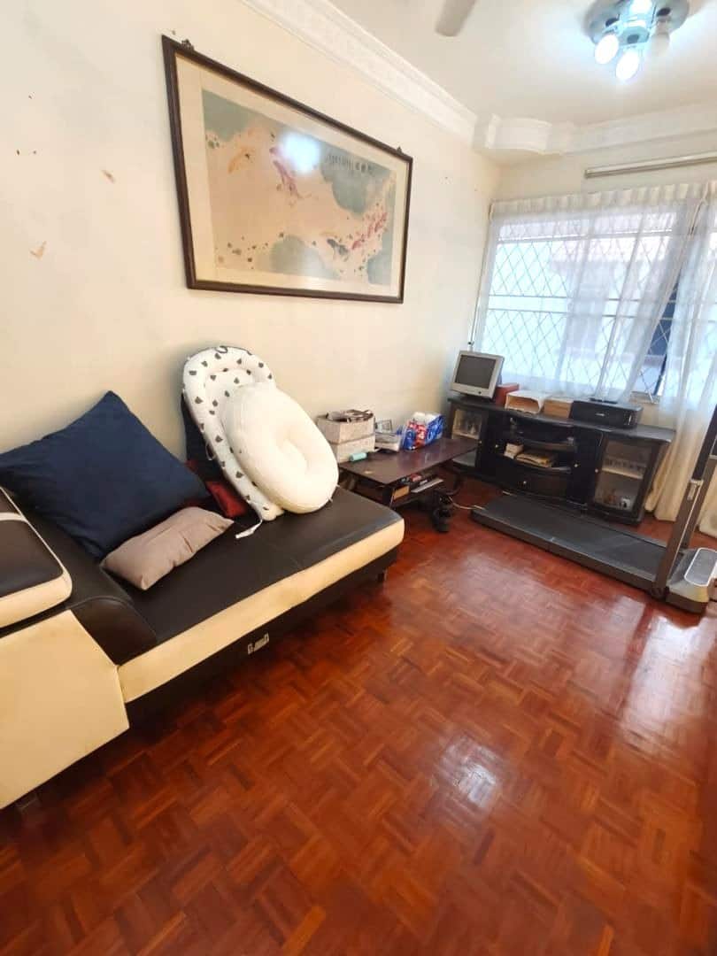 2.5-Storey Semi-D Taman Pelangi 6