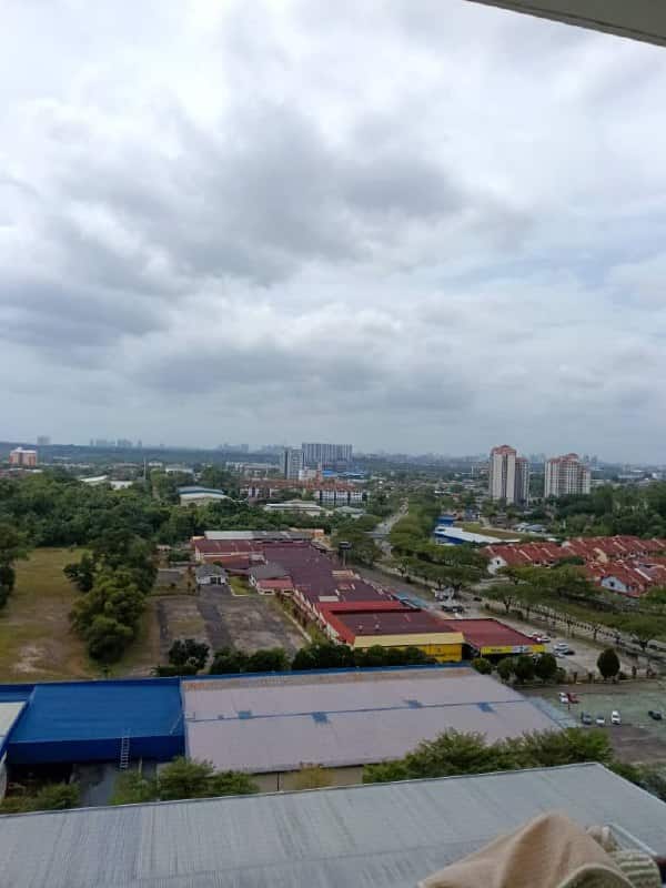 Condo Tampoi 6