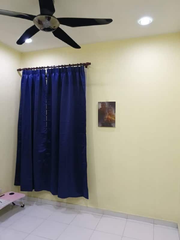 Condo Tampoi 4